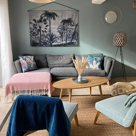 Charming With Courtyard * Le Bois-Plage-en-Ré